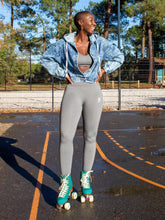 Load image into Gallery viewer, Chaya Melrose Premium - Juniper Green
